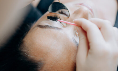 Extension de cils. Beauté du regard - Cocon de soi, Institut de beauté, esthéticienne à Saint Rambert d'Albon en Ardèche.