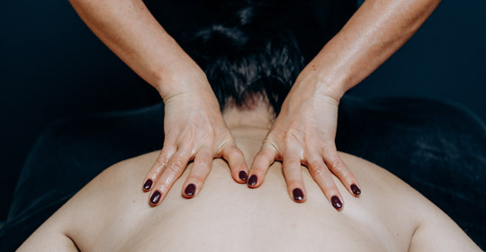Massage californien - - Cocon de soi, Institut de beauté, esthéticienne à Saint Rambert d'Albon en Ardèche.