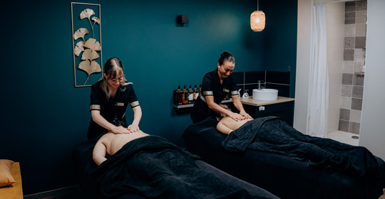 Massage duo - Cocon de soi, Institut de beauté, esthéticienne à Saint Rambert d'Albon en Ardèche.